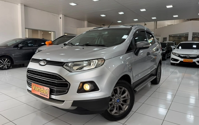 imagem-https://www.socarrao.com.br/sc-vehicle-images-prod/4031059/1790090498301-V2hhdHNBcHAgSW1hZ2UgMjAyNi0wOS0yMiBhdCAxMi4wNy4wOSAoMSkuanBlZw.jpeg