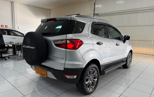 imagem-https://www.socarrao.com.br/sc-vehicle-images-prod/4031059/1790090498484-V2hhdHNBcHAgSW1hZ2UgMjAyNi0wOS0yMiBhdCAxMi4wNy4xMCAoMykuanBlZw.jpeg