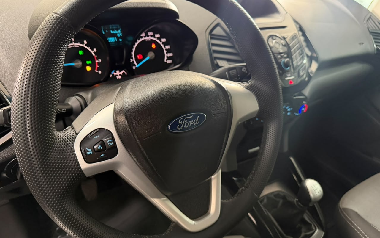 imagem-https://www.socarrao.com.br/sc-vehicle-images-prod/4031059/1790090498870-V2hhdHNBcHAgSW1hZ2UgMjAyNi0wOS0yMiBhdCAxMi4wNy4xMy5qcGVn.jpeg