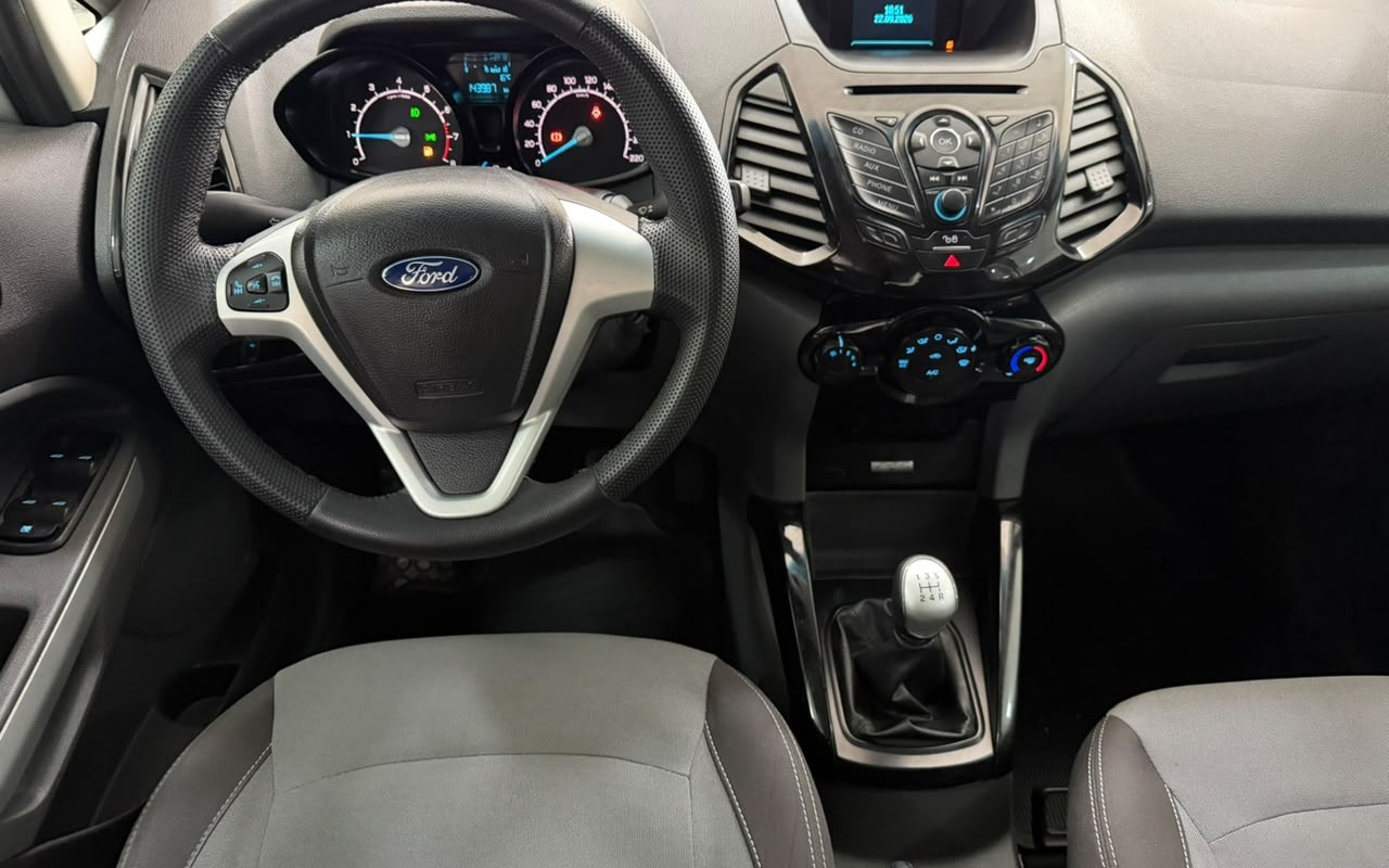 imagem-https://www.socarrao.com.br/sc-vehicle-images-prod/4031059/1790090498932-V2hhdHNBcHAgSW1hZ2UgMjAyNi0wOS0yMiBhdCAxMi4wNy4xMiAoMSkuanBlZw.jpeg
