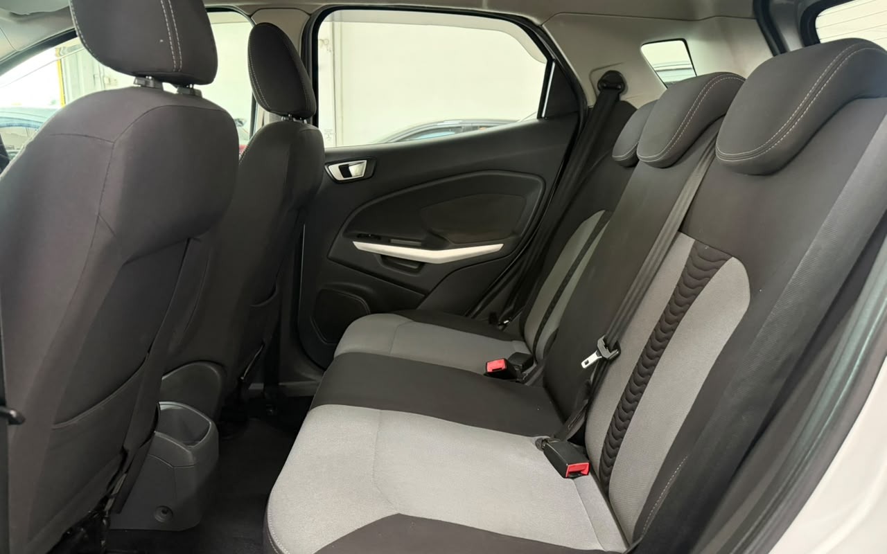 imagem-https://www.socarrao.com.br/sc-vehicle-images-prod/4031059/1790090499152-V2hhdHNBcHAgSW1hZ2UgMjAyNi0wOS0yMiBhdCAxMi4wNy4xMSAoMSkuanBlZw.jpeg