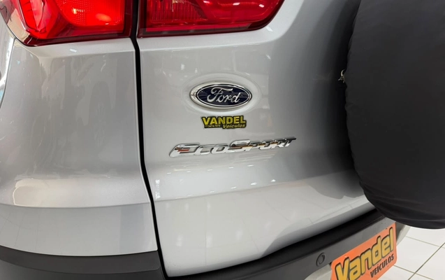 imagem-https://www.socarrao.com.br/sc-vehicle-images-prod/4031059/1790090499259-V2hhdHNBcHAgSW1hZ2UgMjAyNi0wOS0yMiBhdCAxMi4wNy4xMS5qcGVn.jpeg