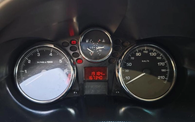 imagem-https://www.socarrao.com.br/sc-vehicle-images-prod/4031158/1790090815091-8442954_2_B_7d5432e139.jpeg