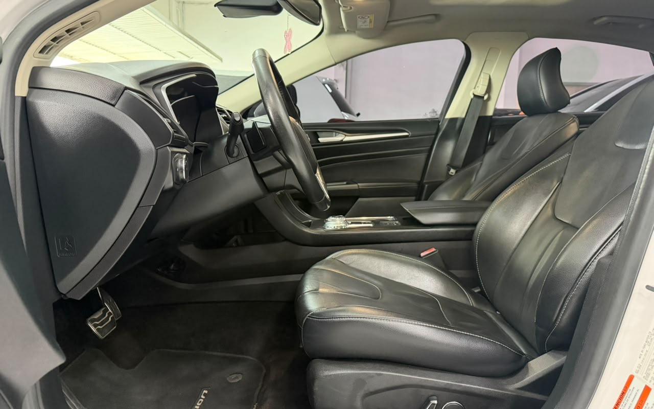 imagem-https://www.socarrao.com.br/sc-vehicle-images-prod/4031234/1790090965568-V2hhdHNBcHAgSW1hZ2UgMjAyNi0wOS0yMiBhdCAxMi4wNi41NSAoMSkuanBlZw.jpeg