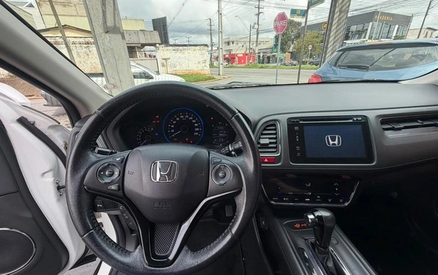 imagem-https://www.socarrao.com.br/sc-vehicle-images-prod/4031340/1790168939666-8500927_6_B_9557d40744.jpeg