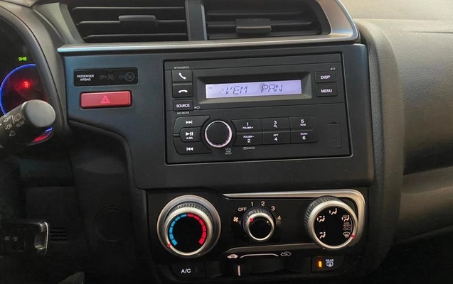 imagem-https://www.socarrao.com.br/sc-vehicle-images-prod/4031495/1790198376366-8500881_18_B_6b56e0f3b4.jpeg