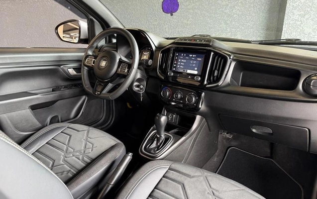 imagem-https://www.socarrao.com.br/sc-vehicle-images-prod/4031503/1790091654814-8493274_8_B_89317c6c06.jpeg