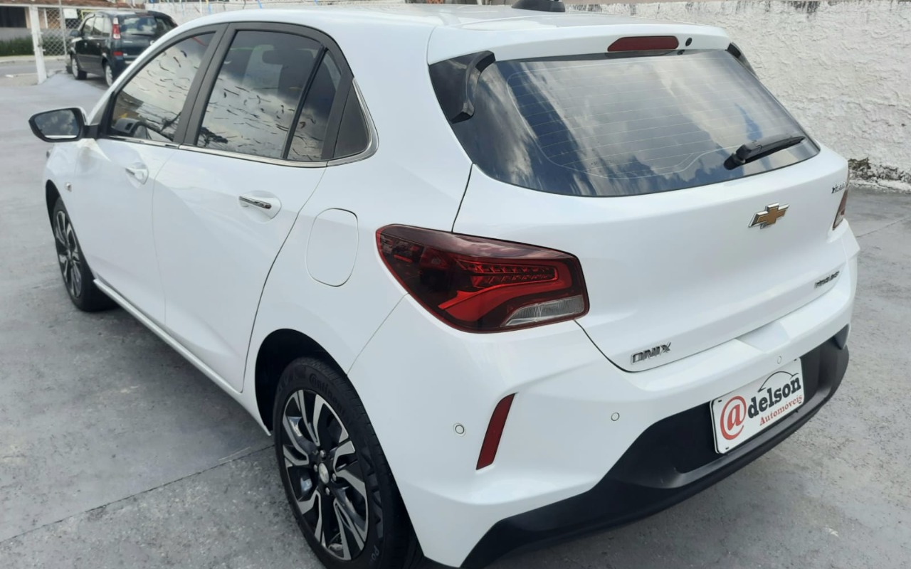 imagem-https://www.socarrao.com.br/sc-vehicle-images-prod/4031527/1790100540894-MDYuanBlZw.jpeg