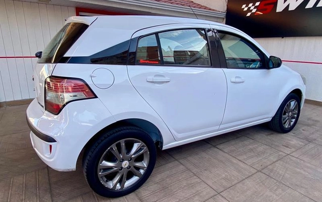 imagem-https://www.socarrao.com.br/sc-vehicle-images-prod/4031574/1790091817739-6925220_4_B_6715407e3a.jpeg
