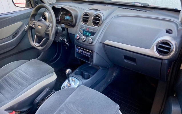 imagem-https://www.socarrao.com.br/sc-vehicle-images-prod/4031574/1790091817745-6925220_8_B_9c770b8cb9.jpeg