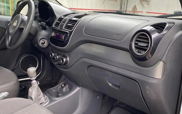 imagem-https://www.socarrao.com.br/sc-vehicle-images-prod/4031580/1790091820179-7867886_7_B_2779ca75c6.jpeg