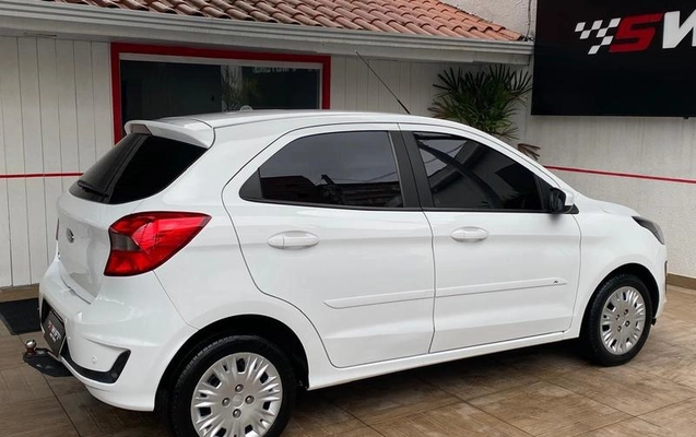 imagem-https://www.socarrao.com.br/sc-vehicle-images-prod/4031599/1790091829808-8165141_4_B_40d9923d72.jpeg