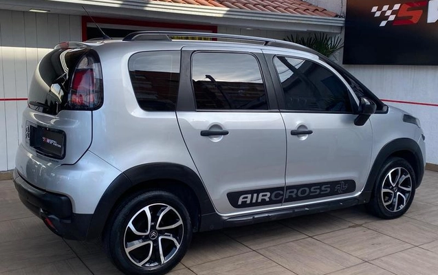imagem-https://www.socarrao.com.br/sc-vehicle-images-prod/4031600/1790091830768-8243546_4_B_9da1ec763c.jpeg
