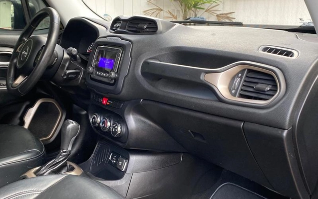imagem-https://www.socarrao.com.br/sc-vehicle-images-prod/4031604/1790092247925-8309959_7_B_bfc34da077.jpeg