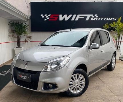 Renault Sandero 2012 Prata — foto 1 de 3