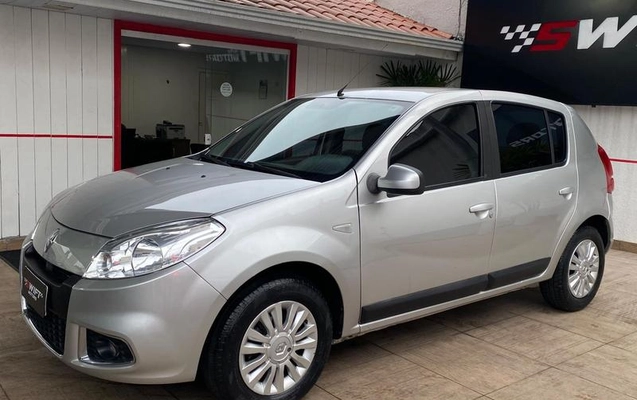 imagem-https://www.socarrao.com.br/sc-vehicle-images-prod/4031608/1790092287675-8328183_2_B_b22f804173.jpeg