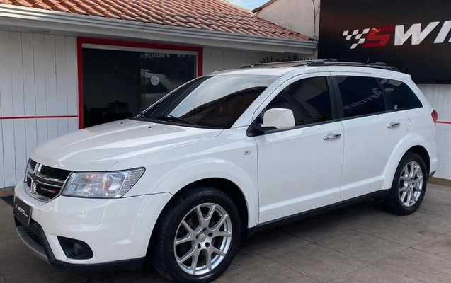 imagem-https://www.socarrao.com.br/sc-vehicle-images-prod/4031617/1790091841066-8392888_2_B_26b025731f.jpeg