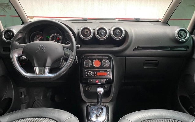imagem-https://www.socarrao.com.br/sc-vehicle-images-prod/4031621/1790091842567-8429226_5_B_06986afd25.jpeg