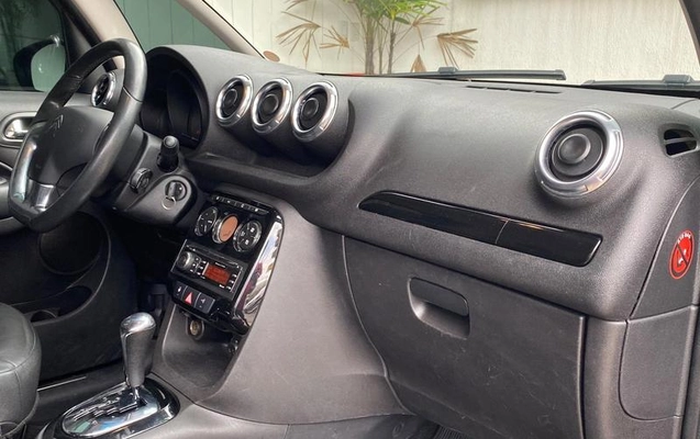 imagem-https://www.socarrao.com.br/sc-vehicle-images-prod/4031621/1790091842568-8429226_7_B_1375676b9a.jpeg