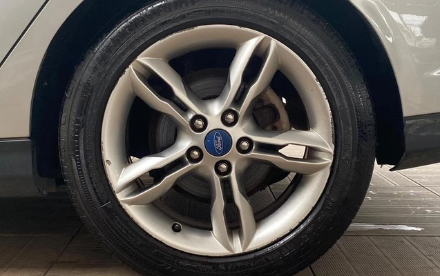 imagem-https://www.socarrao.com.br/sc-vehicle-images-prod/4031635/1790091849598-8494601_10_B_6f9a11aa3a.jpeg