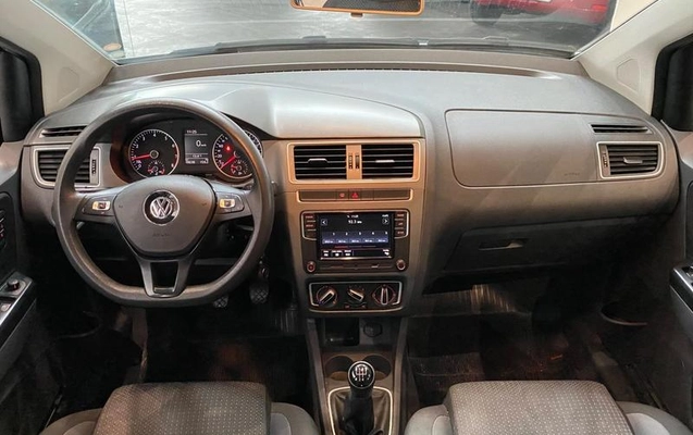 imagem-https://www.socarrao.com.br/sc-vehicle-images-prod/4031651/1790091869023-8450586_8_B_1f656646f7.jpeg