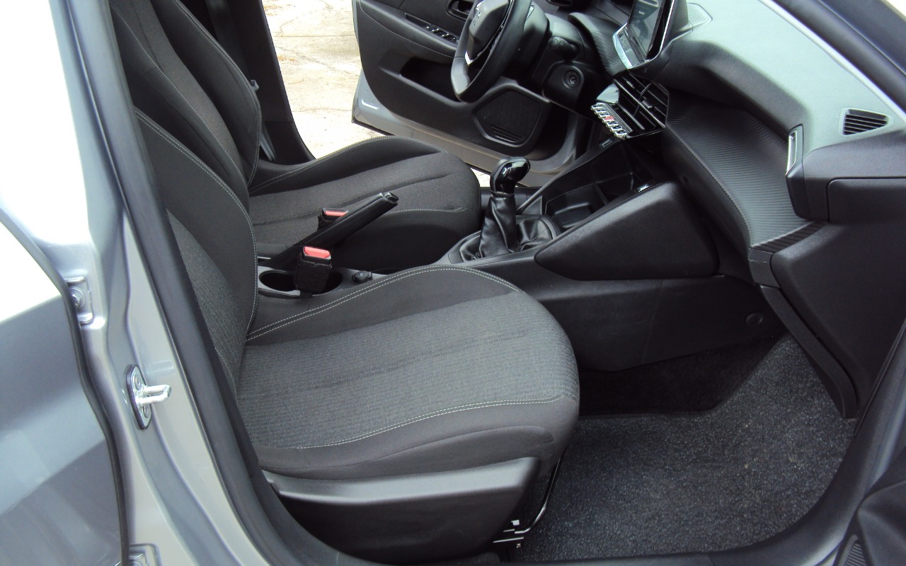 imagem-https://www.socarrao.com.br/sc-vehicle-images-prod/4031840/1790092248478-RFNDMDE1OTYuSlBH.JPG