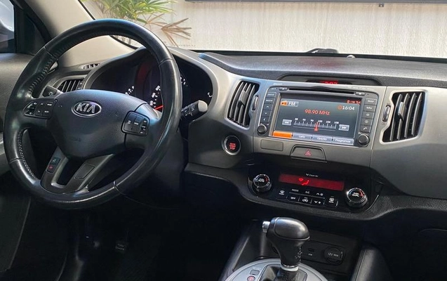 imagem-https://www.socarrao.com.br/sc-vehicle-images-prod/4031884/1790092325598-8433808_6_B_7bb76e2cdb.jpeg