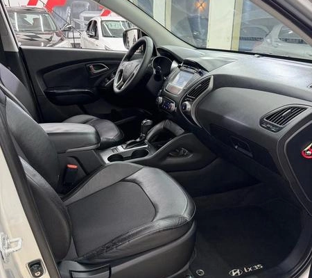 imagem-https://www.socarrao.com.br/sc-vehicle-images-prod/4032217/1790093350423-8481845_11_B_ec56f44740.jpeg