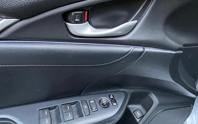 imagem-https://www.socarrao.com.br/sc-vehicle-images-prod/4032237/1790093237688-8464187_9_B_116bed4ce1.jpeg