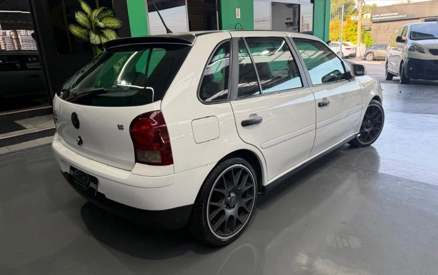 imagem-https://www.socarrao.com.br/sc-vehicle-images-prod/4032240/1790095856238-gb-877c0e1.jpeg