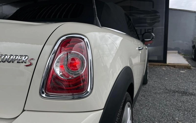 imagem-https://www.socarrao.com.br/sc-vehicle-images-prod/4032241/1790093929296-8500499_12_B_e6e3f05fda.jpeg