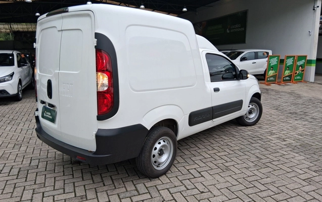 imagem-https://www.socarrao.com.br/sc-vehicle-images-prod/4032583/1790094407716-1_012638.jpg