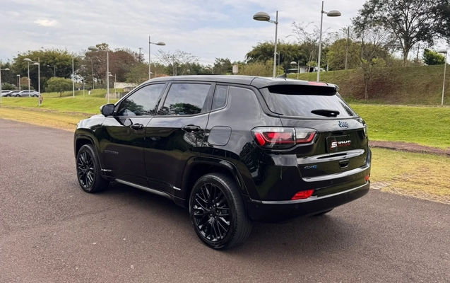 imagem-https://www.socarrao.com.br/sc-vehicle-images-prod/4032650/1790094551000-V2hhdHNBcHAgSW1hZ2UgMjAyNi0wOS0yMiBhdCAxMS4yOS4yMyAoMykuanBlZw.jpeg