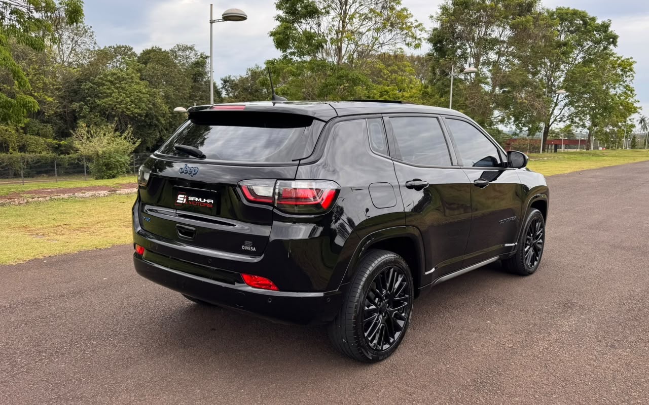 imagem-https://www.socarrao.com.br/sc-vehicle-images-prod/4032650/1790094551131-V2hhdHNBcHAgSW1hZ2UgMjAyNi0wOS0yMiBhdCAxMS4yOS4yNCAoMSkuanBlZw.jpeg