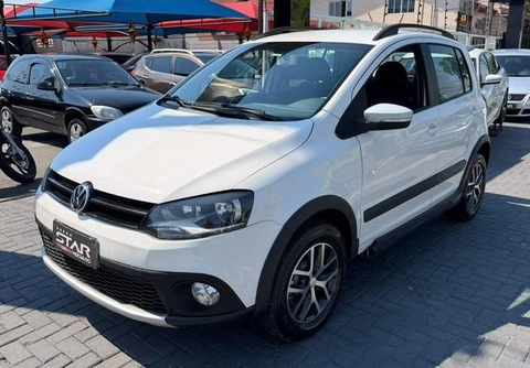 Volkswagen Crossfox 2014 Branco — foto 1 de 3