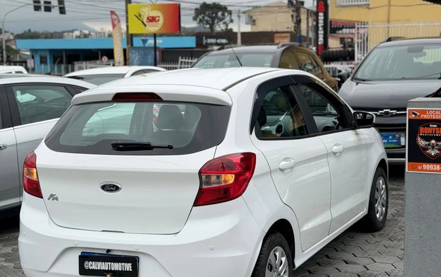 imagem-https://www.socarrao.com.br/sc-vehicle-images-prod/4033149/1790095546103-69436ab2b04a5ec6e.jpg
