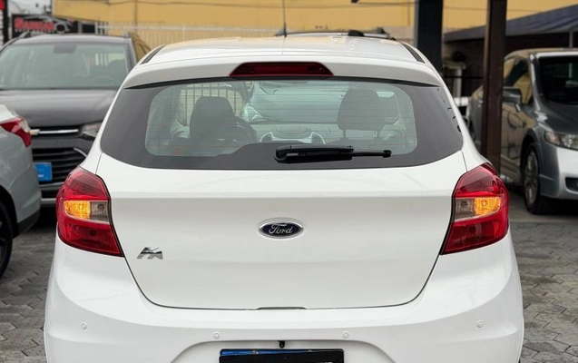 imagem-https://www.socarrao.com.br/sc-vehicle-images-prod/4033149/1790095546107-69436ab2b04c34759.jpg