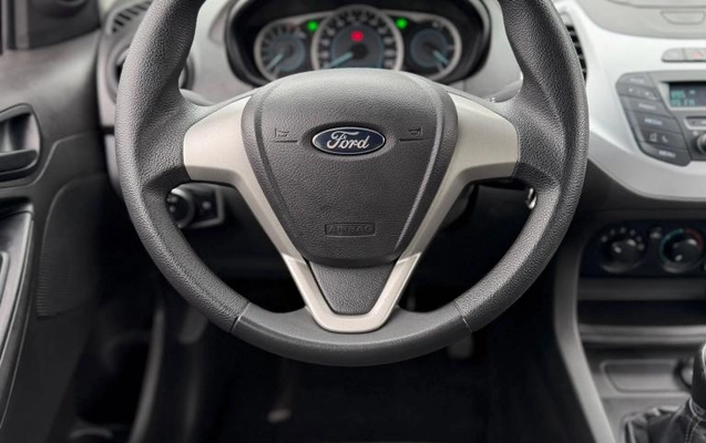 imagem-https://www.socarrao.com.br/sc-vehicle-images-prod/4033149/1790095546118-69436ab2b057ab341.jpg