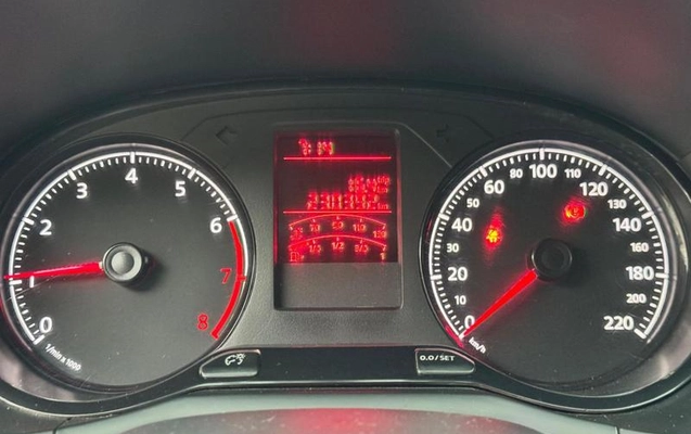 imagem-https://www.socarrao.com.br/sc-vehicle-images-prod/4033233/1790197704009-8500076_10_B_e2c5ce27b2.jpeg