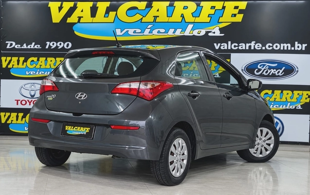 imagem-https://www.socarrao.com.br/sc-vehicle-images-prod/4033495/1790096466183-My5qZmlm.jfif