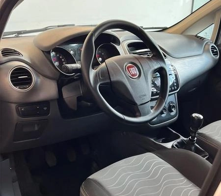 imagem-https://www.socarrao.com.br/sc-vehicle-images-prod/4033589/1790096829161-8471249_14_B_68473ab89e.jpeg