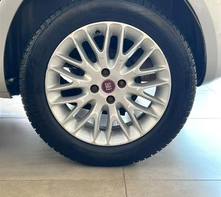 imagem-https://www.socarrao.com.br/sc-vehicle-images-prod/4033589/1790096829174-8471249_21_B_4c8f1ba292.jpeg