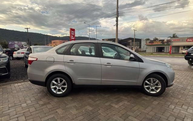 imagem-https://www.socarrao.com.br/sc-vehicle-images-prod/4033635/1790096857770-yp8MU4g8m4gnpPjreLnlDH6XZqOjaTFN.jpg