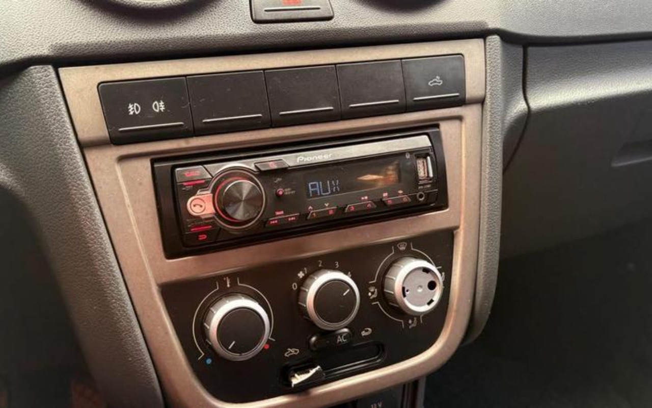imagem-https://www.socarrao.com.br/sc-vehicle-images-prod/4033685/1790097028502-ODQ2OTYzNF8yX0JfZGQ5ODI3OWQ4OC5qcGVn.jpeg