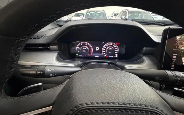 imagem-https://www.socarrao.com.br/sc-vehicle-images-prod/4033686/1790171543107-8501402_9_B_da5ab2fee3.jpeg