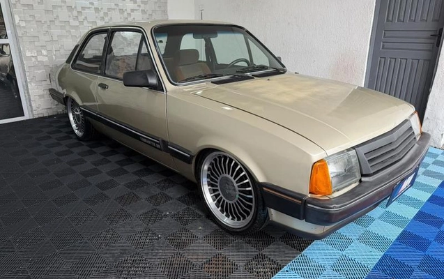 imagem-https://www.socarrao.com.br/sc-vehicle-images-prod/4033816/1790097368304-8492156_6_B_f0015ce3eb.jpeg