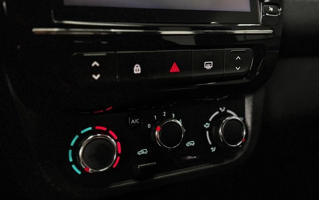 imagem-https://www.socarrao.com.br/sc-vehicle-images-prod/4033901/1790701262040-8492770_25_B_0985636ae0.jpeg