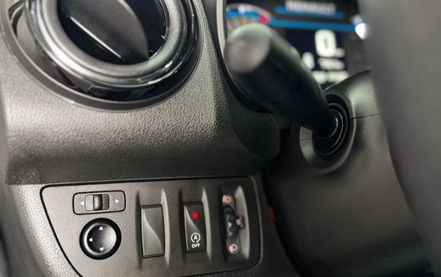 imagem-https://www.socarrao.com.br/sc-vehicle-images-prod/4033901/1790701262045-8492770_21_B_7d33dc7fc0.jpeg