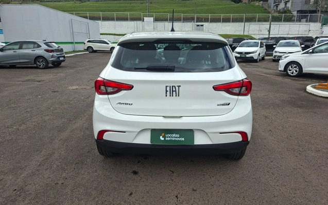imagem-https://www.socarrao.com.br/sc-vehicle-images-prod/4033977/1790097648983-1_022042.jpg