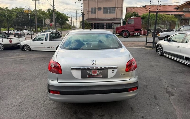 imagem-https://www.socarrao.com.br/sc-vehicle-images-prod/4034008/1790101558528-8308337_4_B_d04022ebb1.jpeg